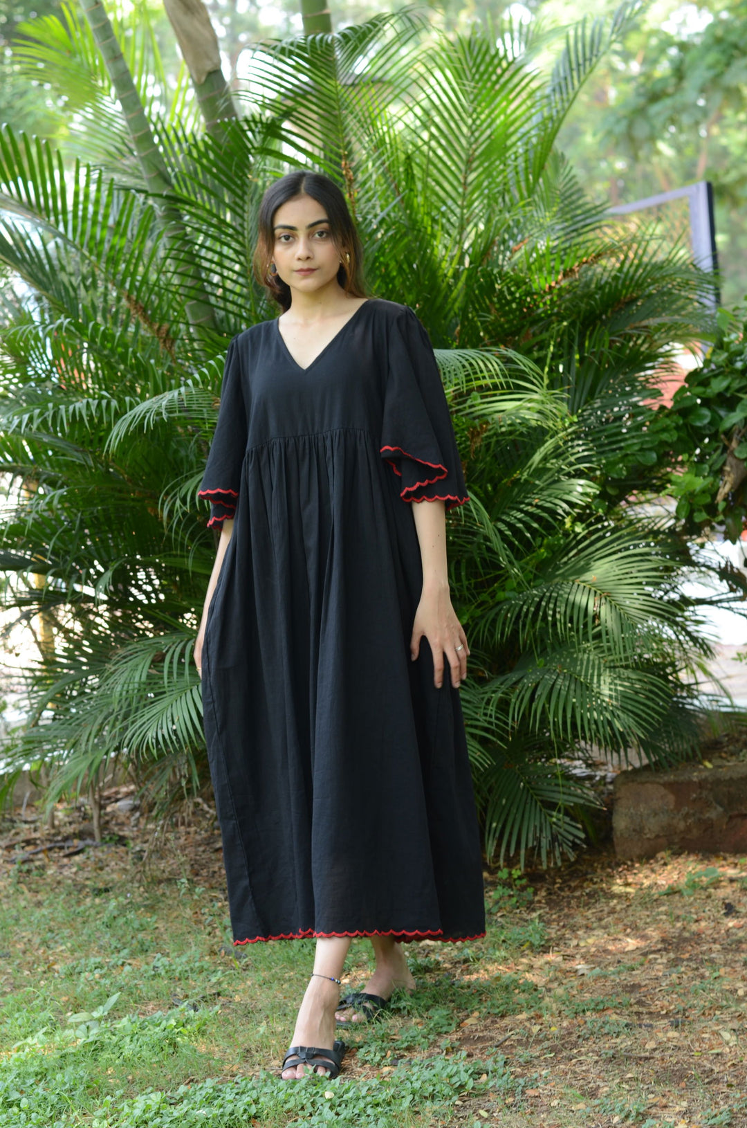 Black Scallop Dress - Cult91