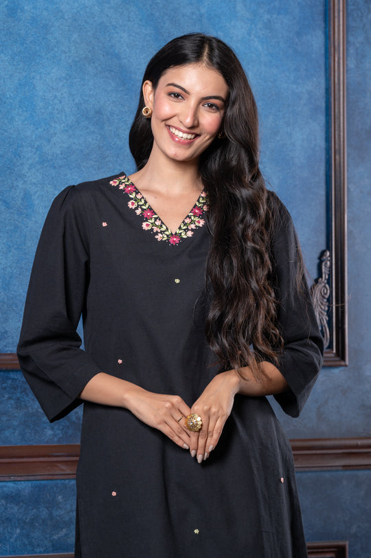 Women Black Cotton Flex Hand Suit Set