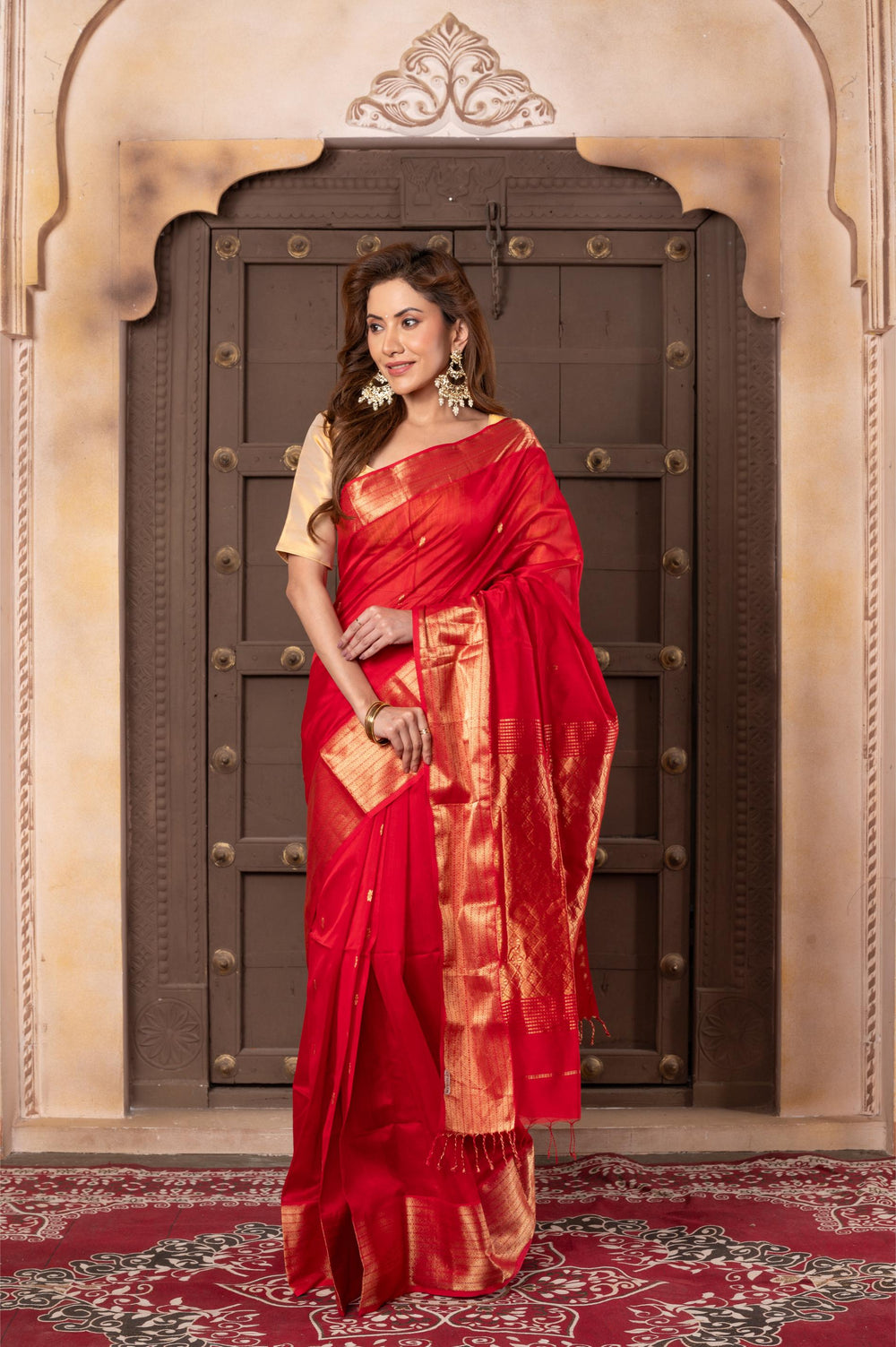 Women silk handloom saree red