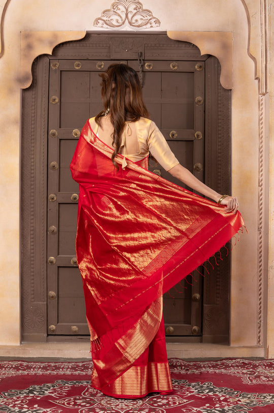 Women silk handloom saree red