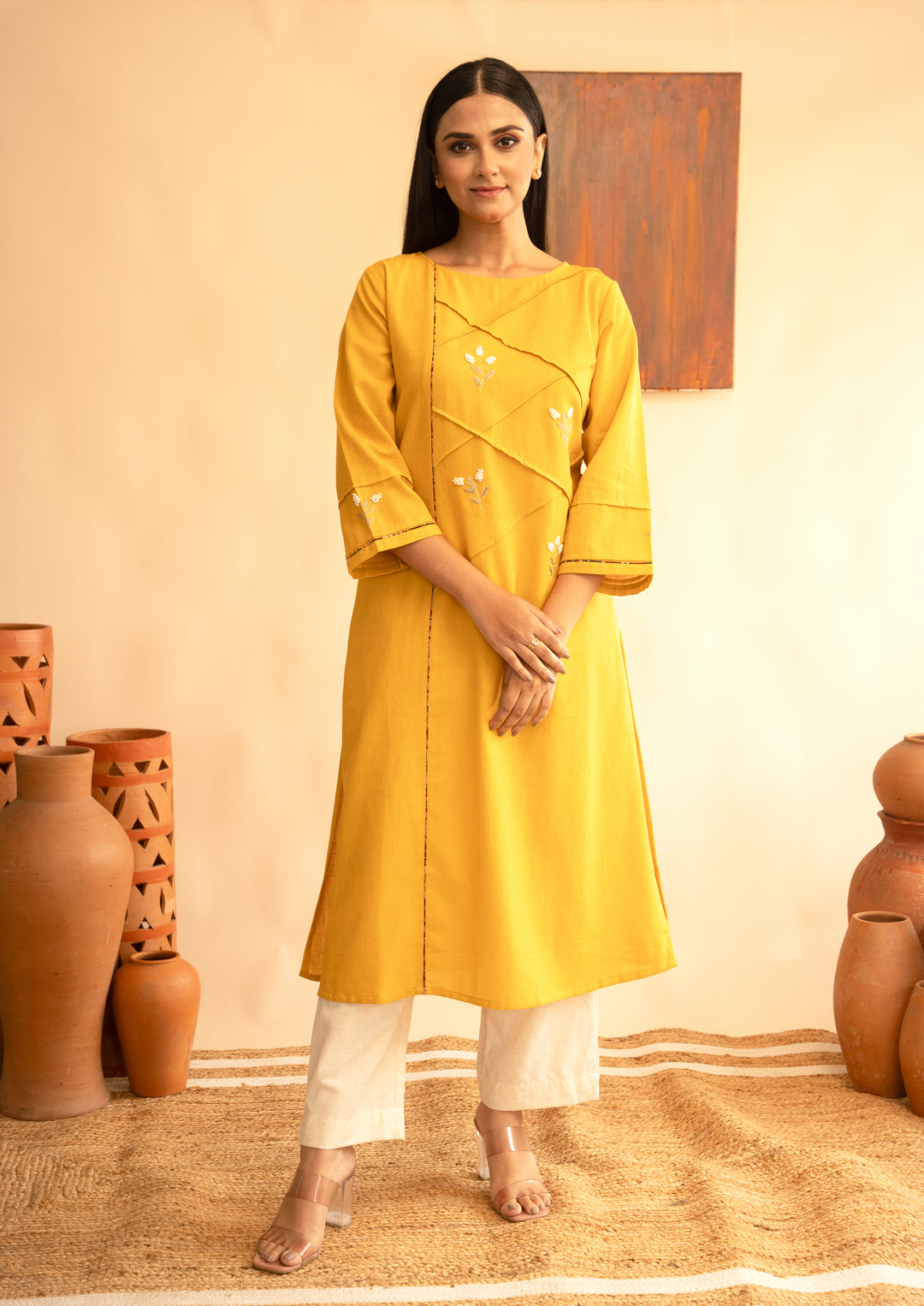 Women’s Chanderi Round Neck Mukaish Regular Fit Kurta - Arya collection