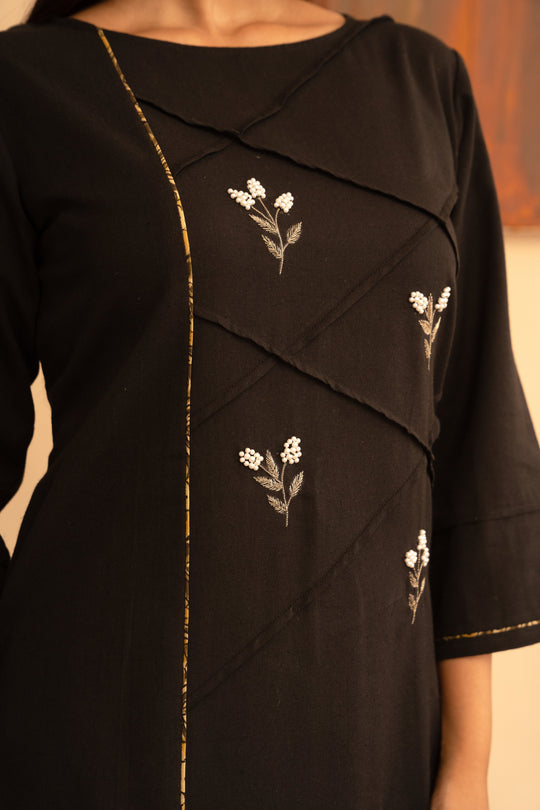Women’s Round Neck Regular Fit Kurta