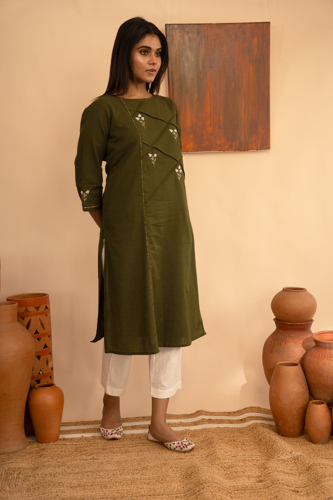 Women’s Chanderi Round Neck Mukaish Regular Fit Kurta - Arya collection