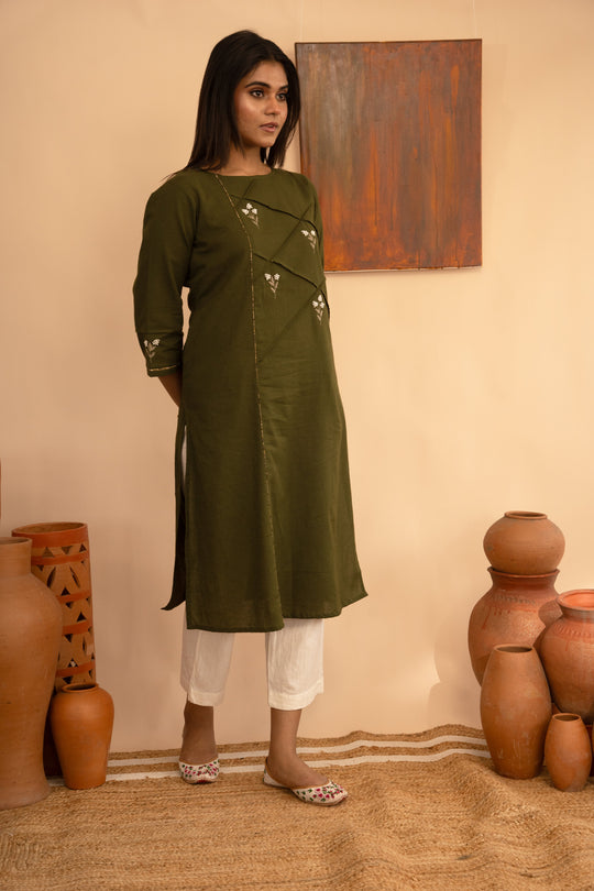 Women’s Round Neck Regular Fit Kurta