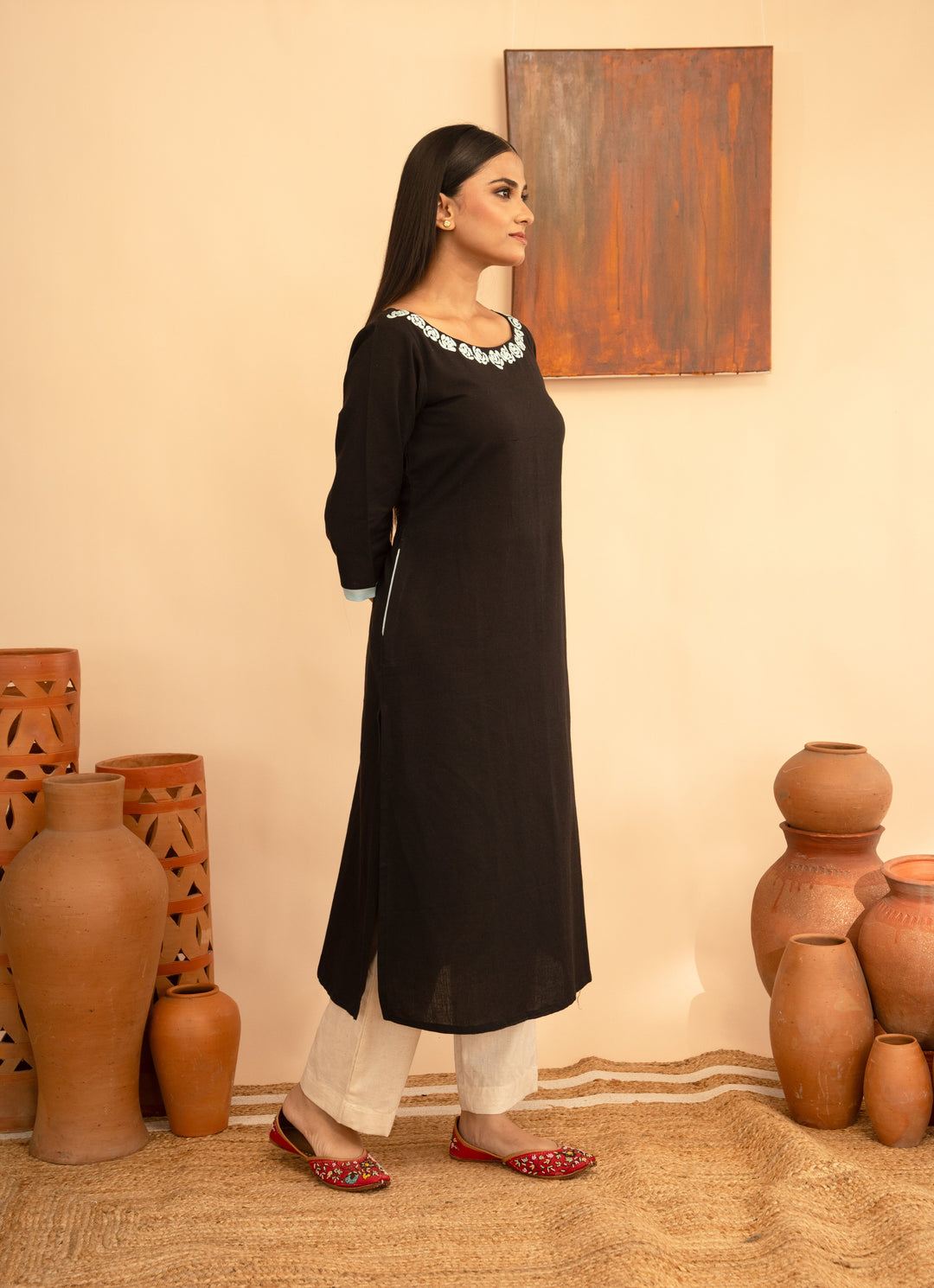 Women’s Cotton Flex Round Neck Hand-Embroidered Regular Fit Kurta