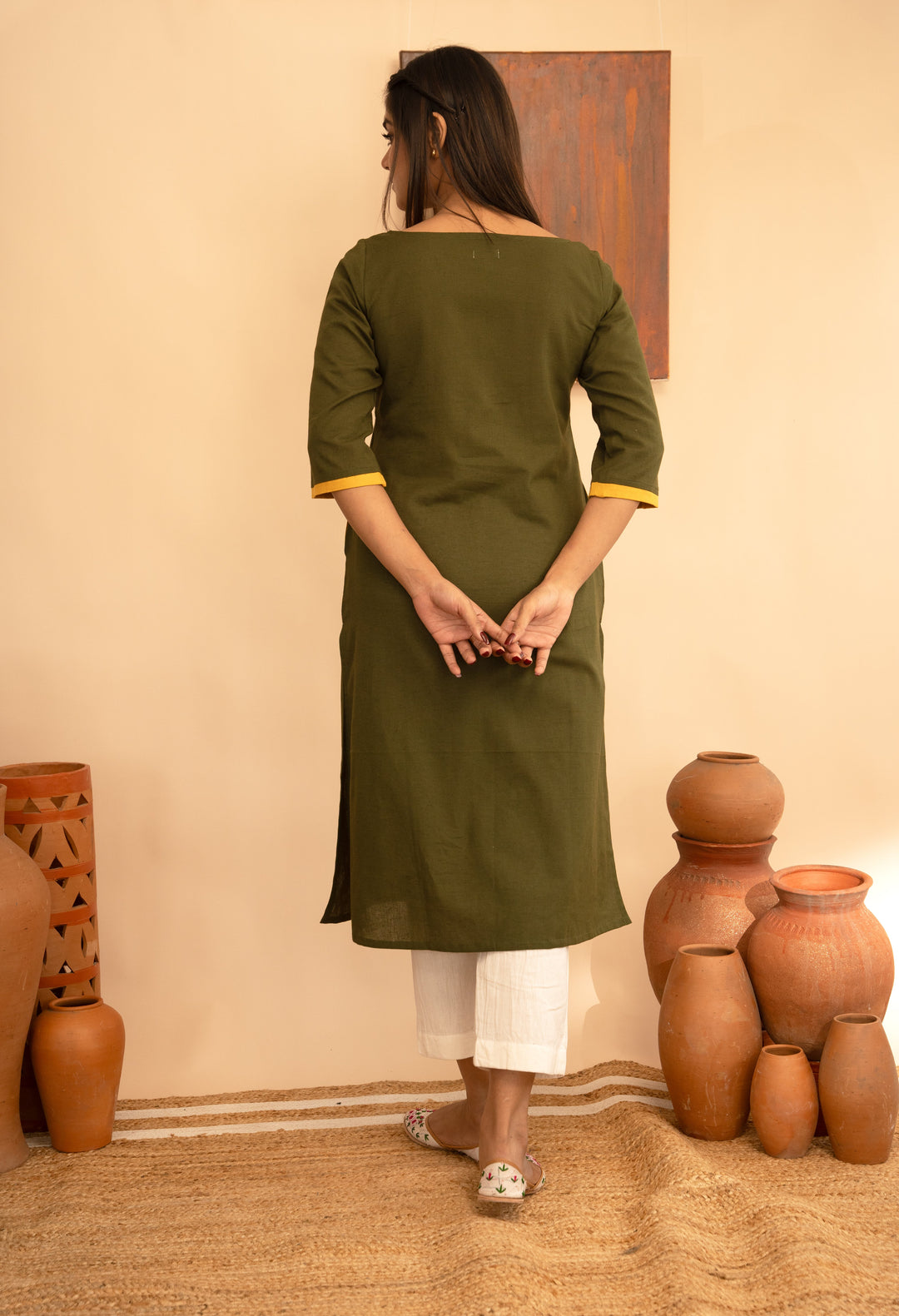 Women’s Cotton Flex Round Neck Hand-Embroidered Regular Fit Kurta