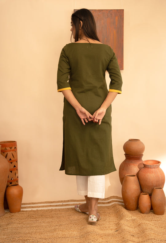 Women’s Cotton Flex Round Neck Hand-Embroidered Regular Fit Kurta