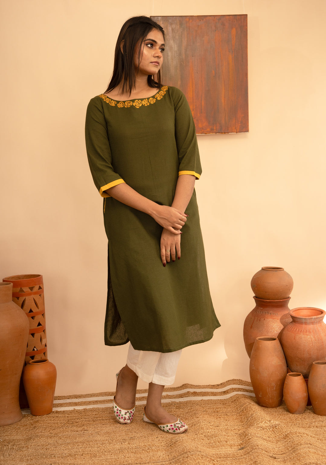 Women’s Cotton Flex Round Neck Hand-Embroidered Regular Fit Kurta