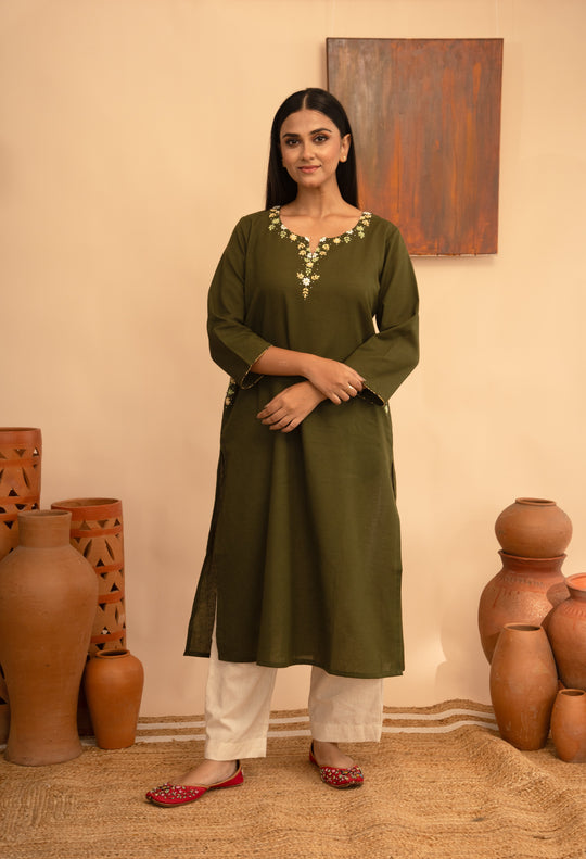 Women’s Cotton Flex Round Neck Kashmiri Hand-Embroidered Regular Fit Kurta