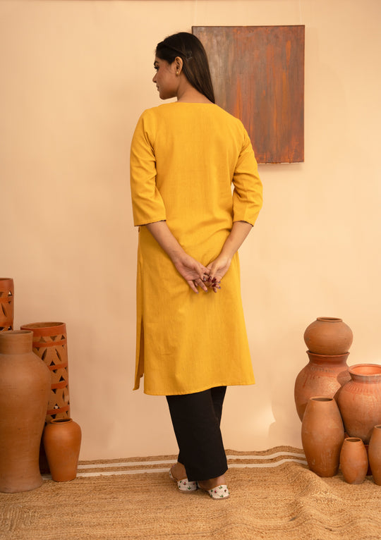 Women’s Cotton Flex Round Neck Kashmiri Hand-Embroidered Regular Fit Kurta