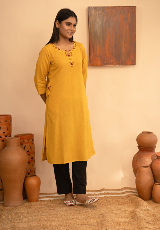Women’s Cotton Flex Round Neck Kashmiri Hand-Embroidered Regular Fit Kurta