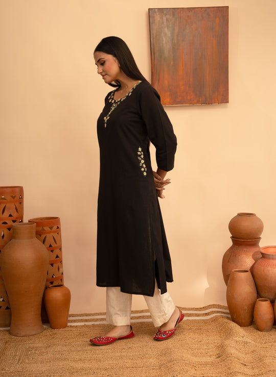 Women’s Cotton Flex Round Neck Kashmiri Hand-Embroidered Regular Fit Kurta