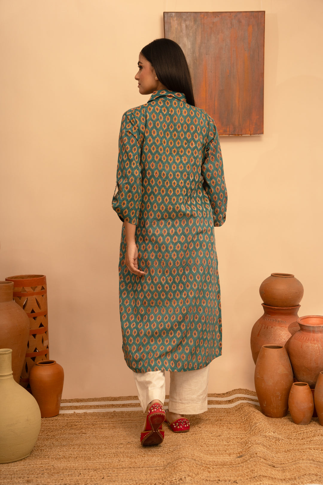 Women’s Green Block-Printed Kurta with Pockets and Adjustable Sleeves - Arya collection