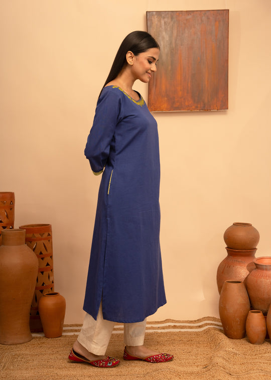 Women’s Cotton Flex Round Neck Hand-Embroidered Regular Fit Kurta