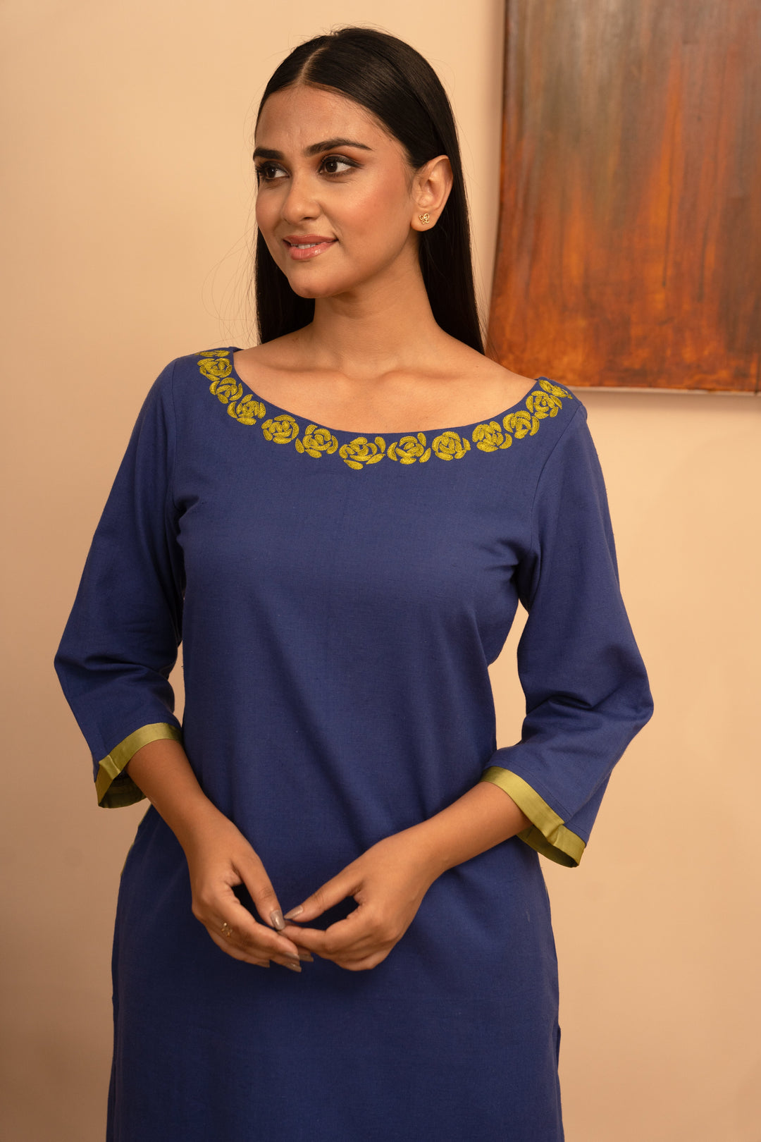 Women’s Cotton Flex Round Neck Hand-Embroidered Regular Fit Kurta