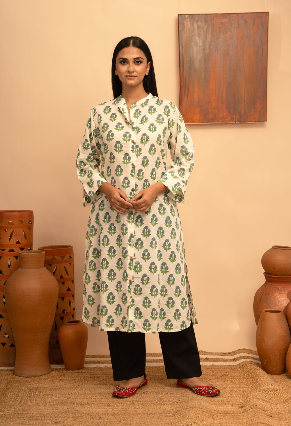 Women’s Cotton White Collar Neck Block-Printed Regular Fit Kurta - Arya collection