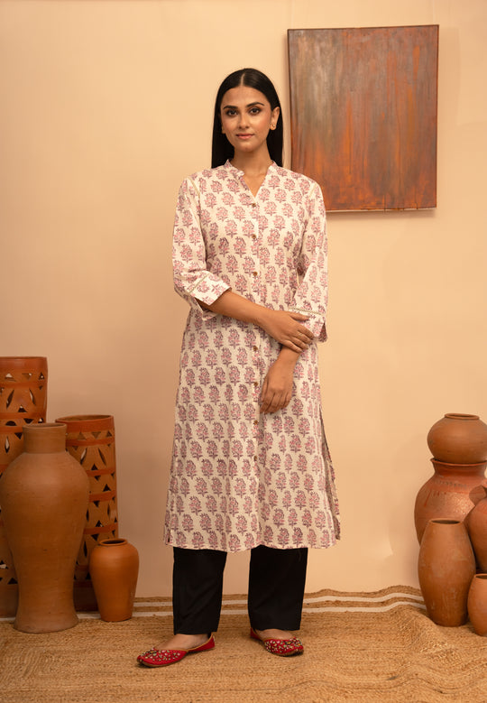 Women’s White Block-Printed Cotton Kurta with Crochet Lace Detailing - Arya collection