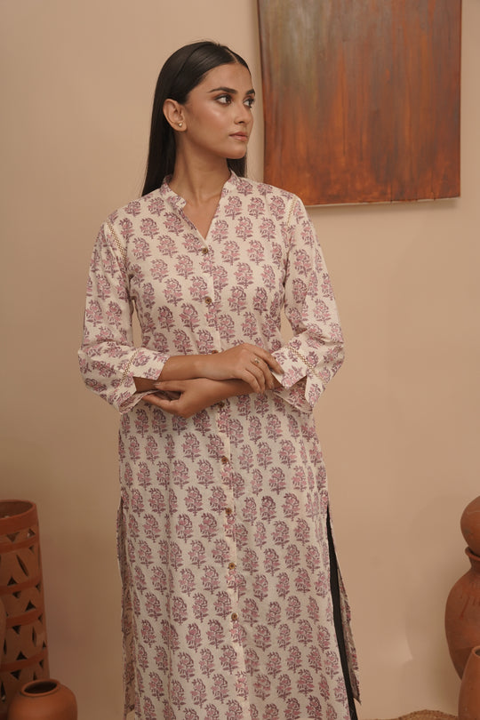 Women’s White Block-Printed Cotton Kurta with Crochet Lace Detailing - Arya collection