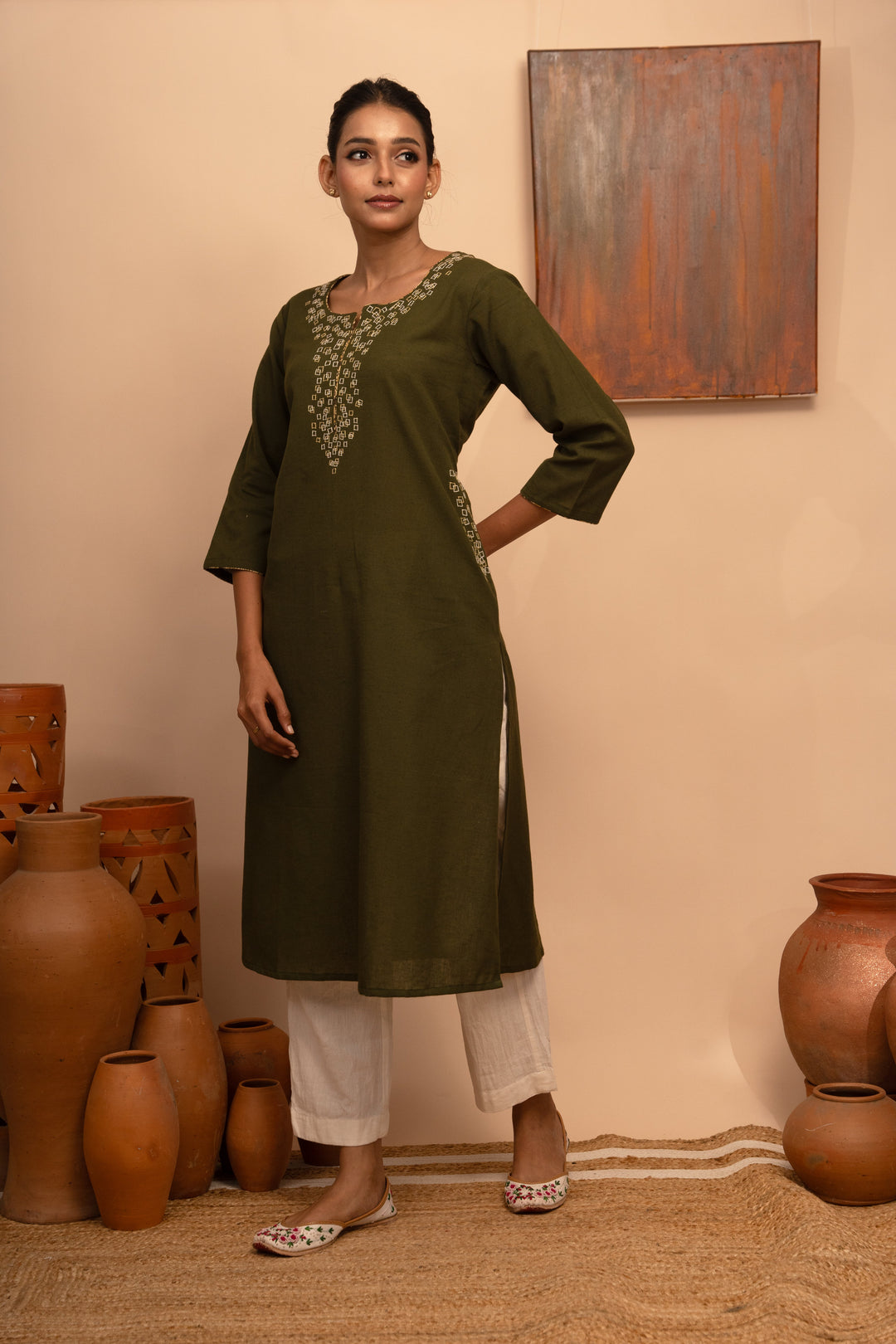 Women’s Cotton Flex Round Neck Hand-Embroidered Regular Fit Kurta