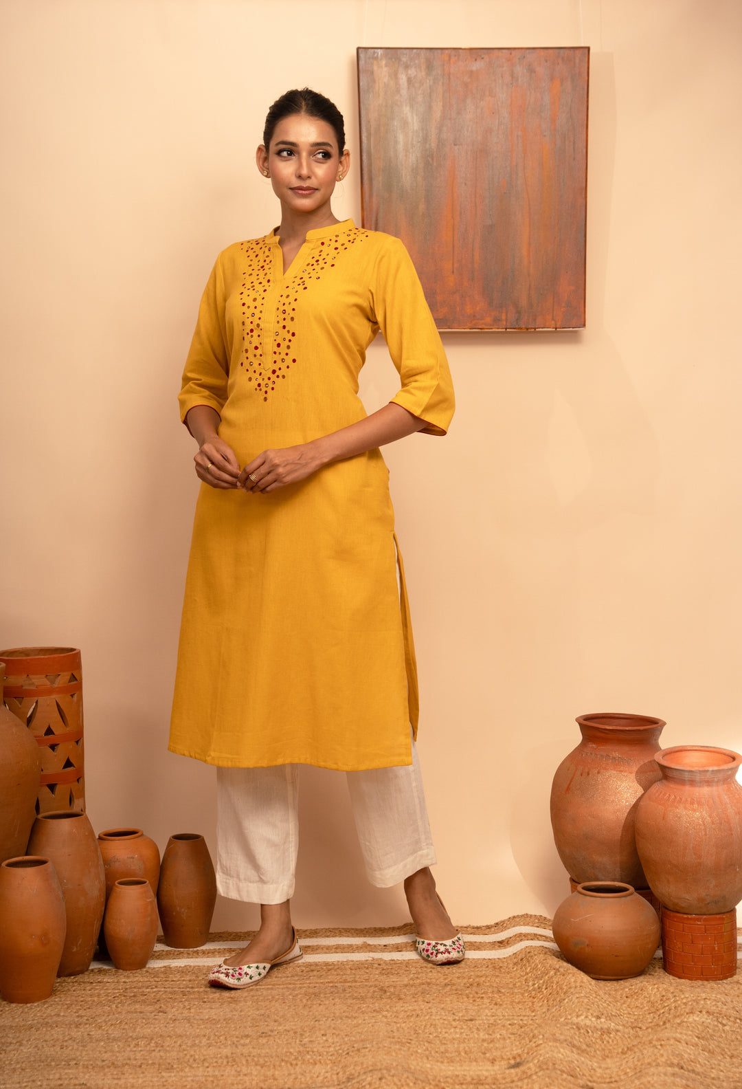 Women’s Cotton Flex Round Neck Hand-Embroidered Regular Fit Kurta
