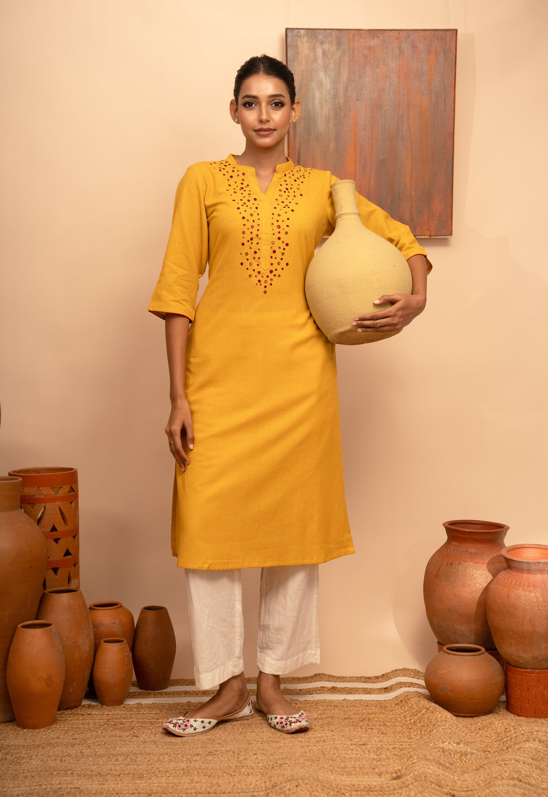 Women’s Cotton Flex Round Neck Hand-Embroidered Regular Fit Kurta