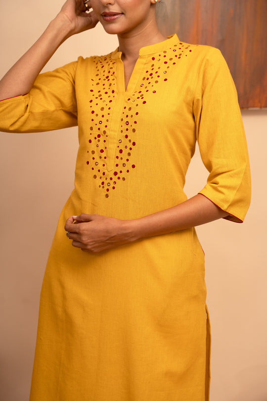 Women’s Cotton Flex Round Neck Hand-Embroidered Regular Fit Kurta