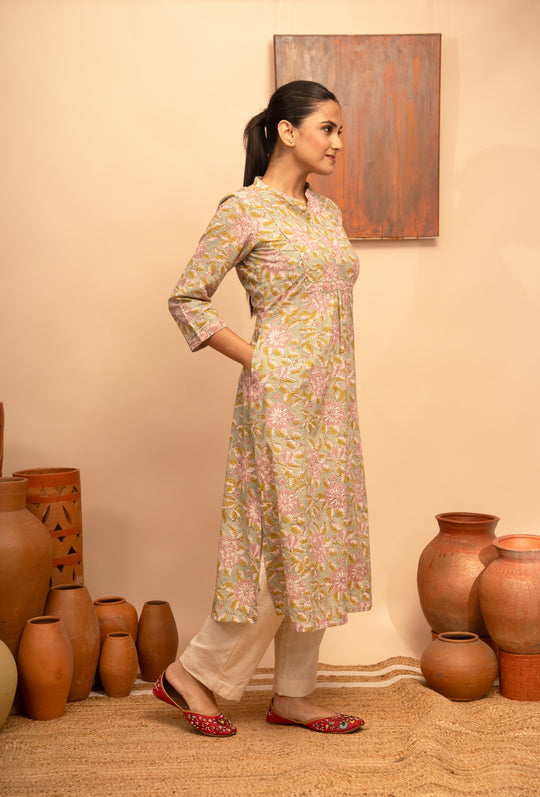 Women’s Cotton Round Neck Block-Printed Regular Fit Kurta - Arya collection