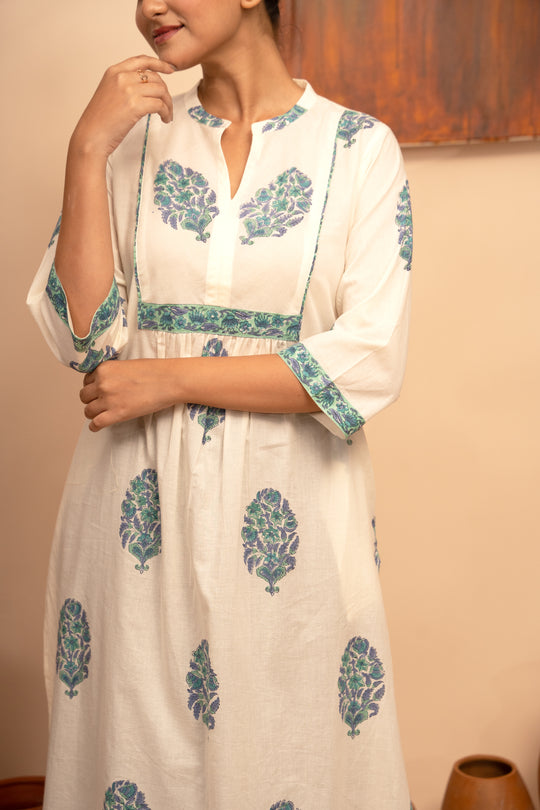 Women’s Cotton Round Neck Block-Printed Regular Fit Kurta - Arya collection