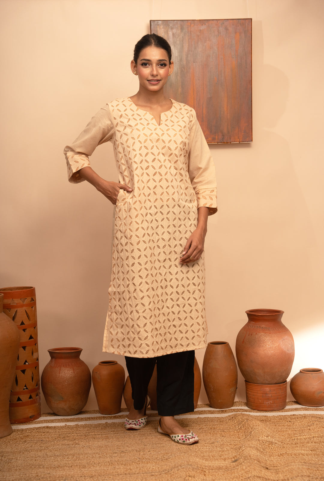 Women’s Handcrafted Appliqué Regular Fit Kurta