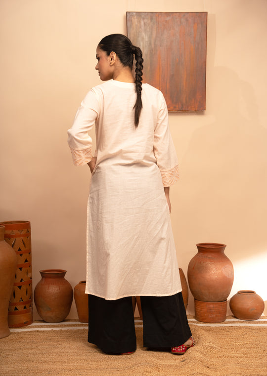 Women’s Handcrafted Appliqué Regular Fit Kurta