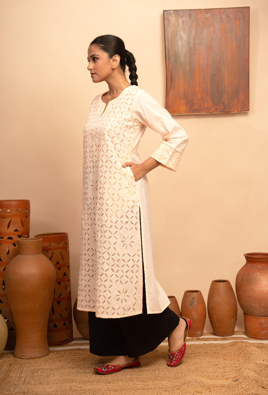 Women’s Handcrafted Appliqué Regular Fit Kurta