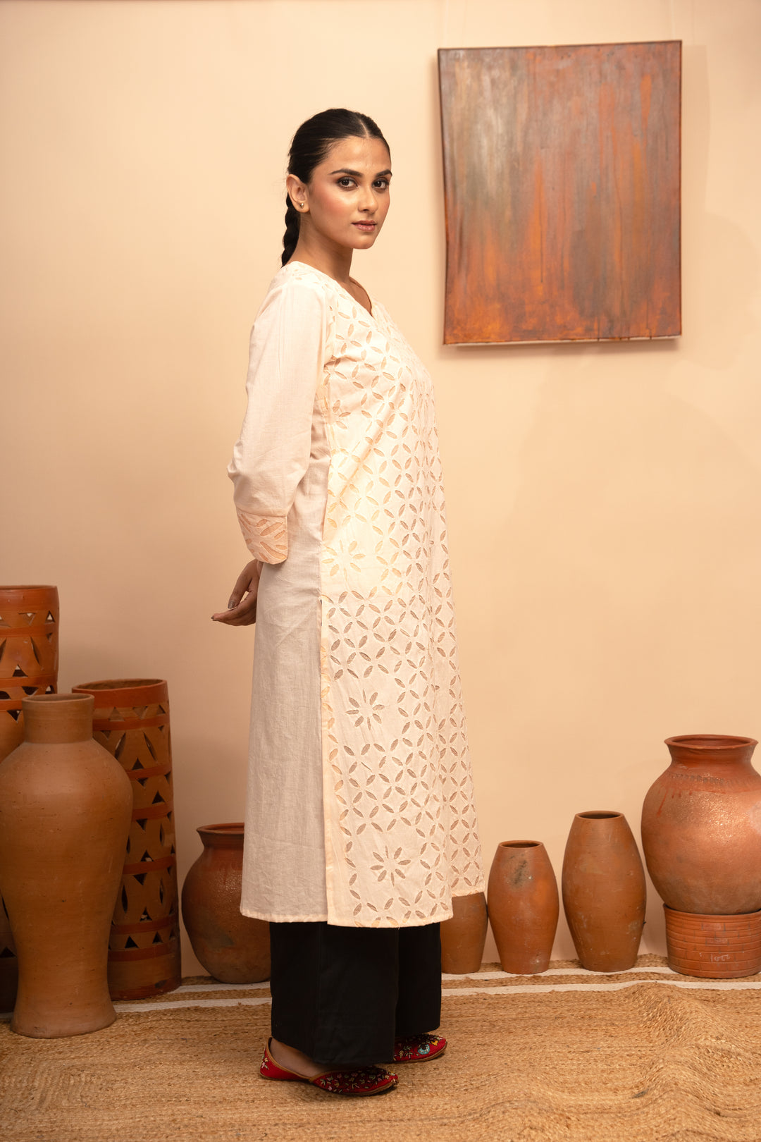 Women’s Handcrafted Appliqué Regular Fit Kurta