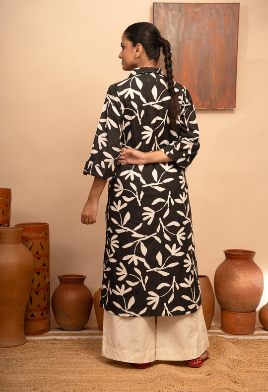 Women’s Black Poplin Collar Neck Printed Regular Fit Kurta – Arya collection