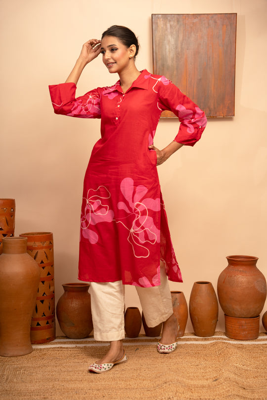 Women’s Mulcotton Collar Neck Red  Regular Fit Kurta  – Arya collection