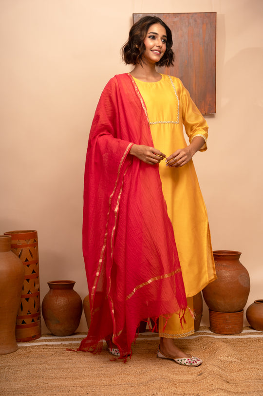 Women’s Chanderi Yellow Round Neck Hand-Embroidered Regular Fit Kurta Set - Arya Collection