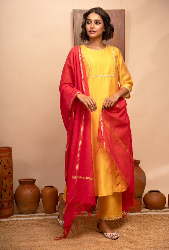 Women’s Chanderi Yellow Round Neck Hand-Embroidered Regular Fit Kurta Set - Arya Collection