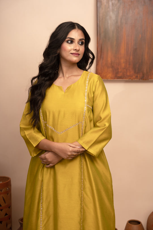 Women’s Chanderi Round Neck Lime Green Kurta Set – Arya Collection