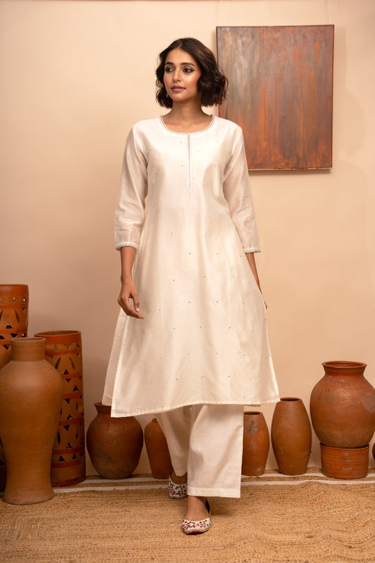 Women’s Chanderi Round Neck Hand-Embroidered Regular Fit Kurta Set – Ivory - Arya collection