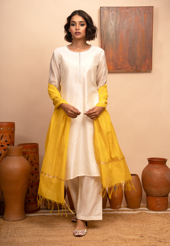 Women’s Chanderi Round Neck Hand-Embroidered Regular Fit Kurta Set – Ivory - Arya collection