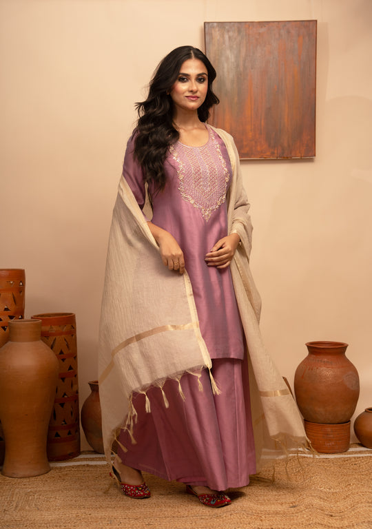 Women’s Purple Chanderi Hand-Embroidered Zardozi & Zari Work Suit Set- Arya collection