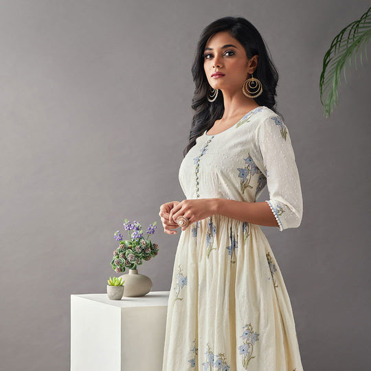 Off-White Floral Dobby Cotton Kurta with Striped Pants - Cult91