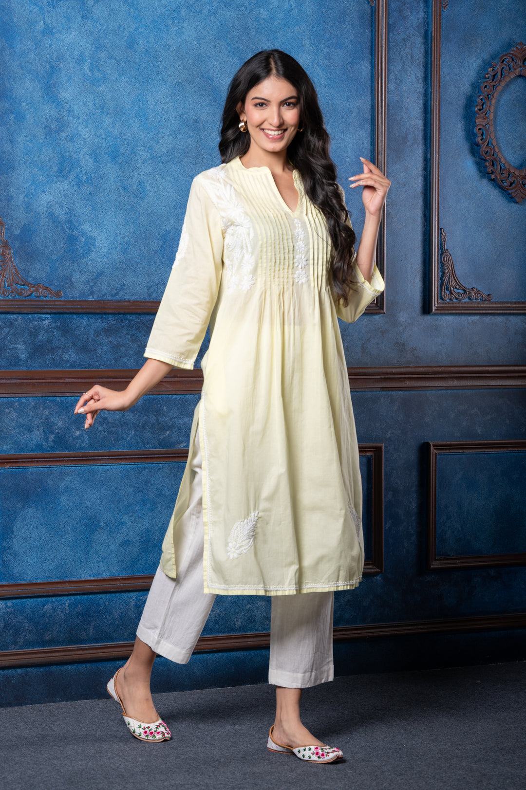 CHIKANKARI EMBROIDERED KURTI