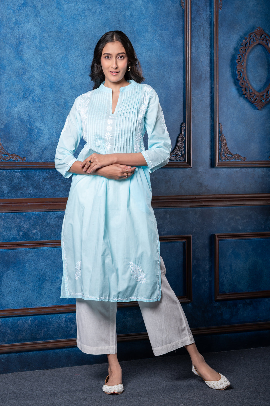 CHIKANKARI EMBROIDERED KURTI