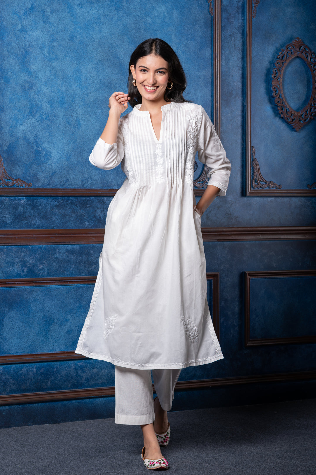 CHIKANKARI EMBROIDERED KURTI