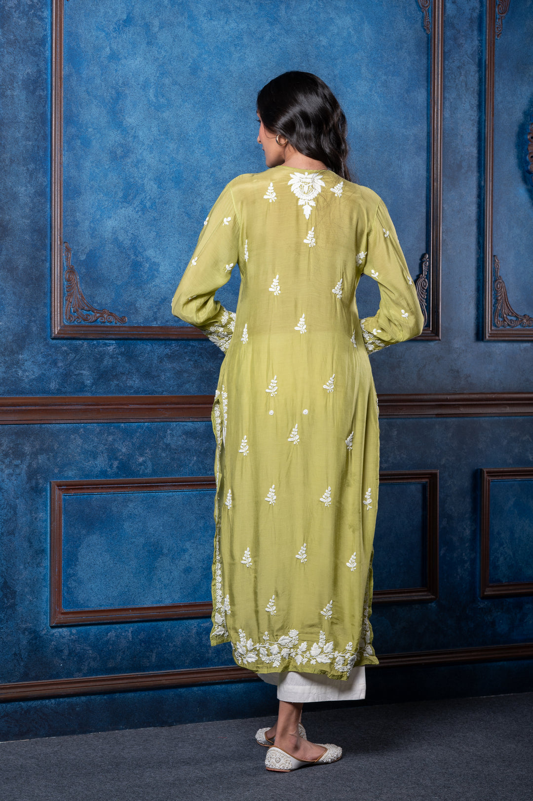 CHIKANKARI OLIVE GREEN COTTON SILK KURTA