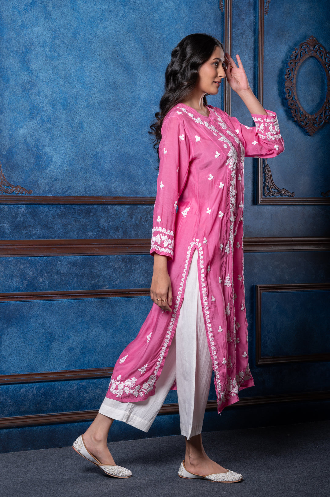 CHIKANKARI FUCHSIA COTTON SILK KURTA