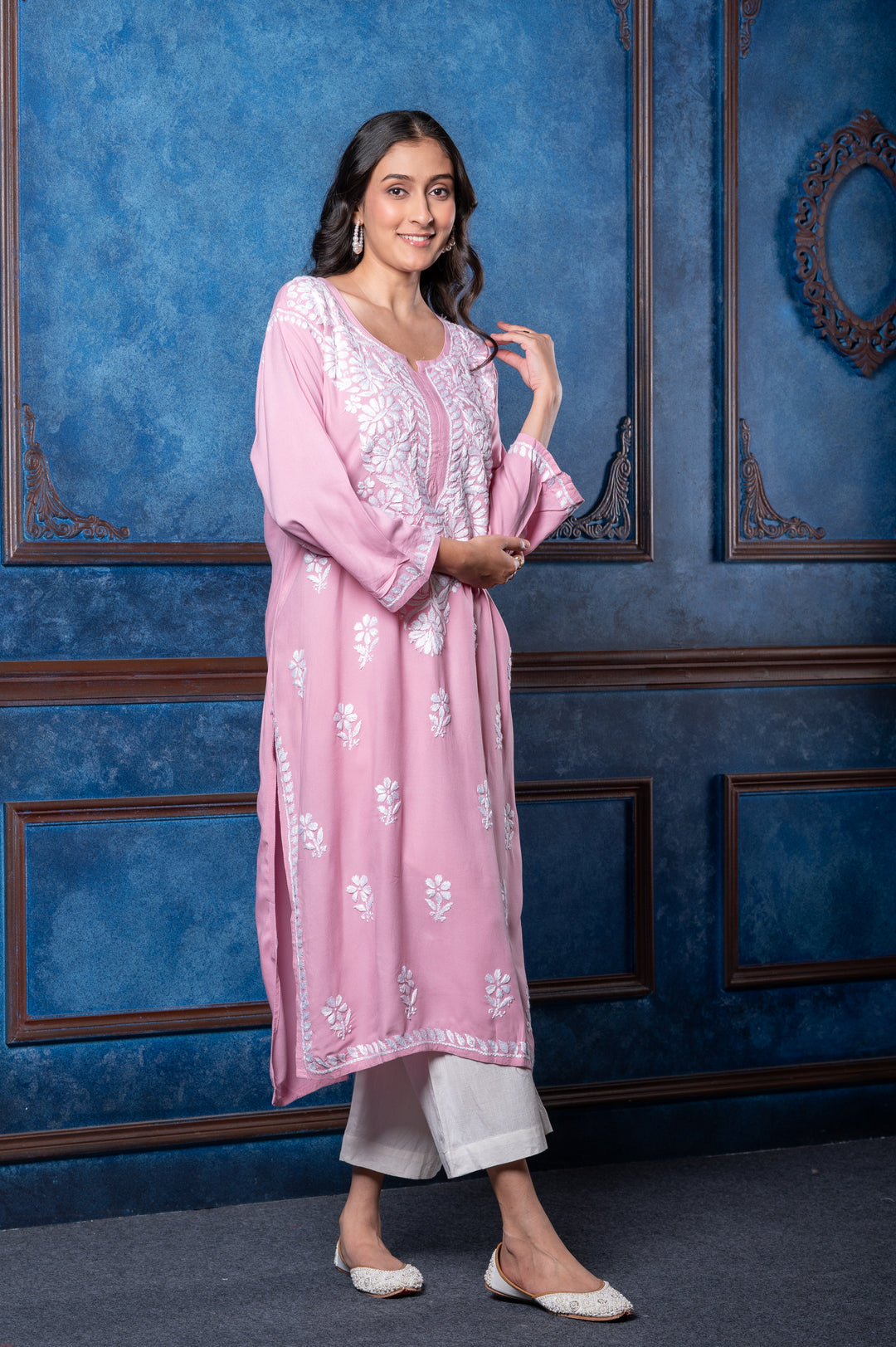 CHIKANKARI DUSTY ROSE COTTON SILK KURTA