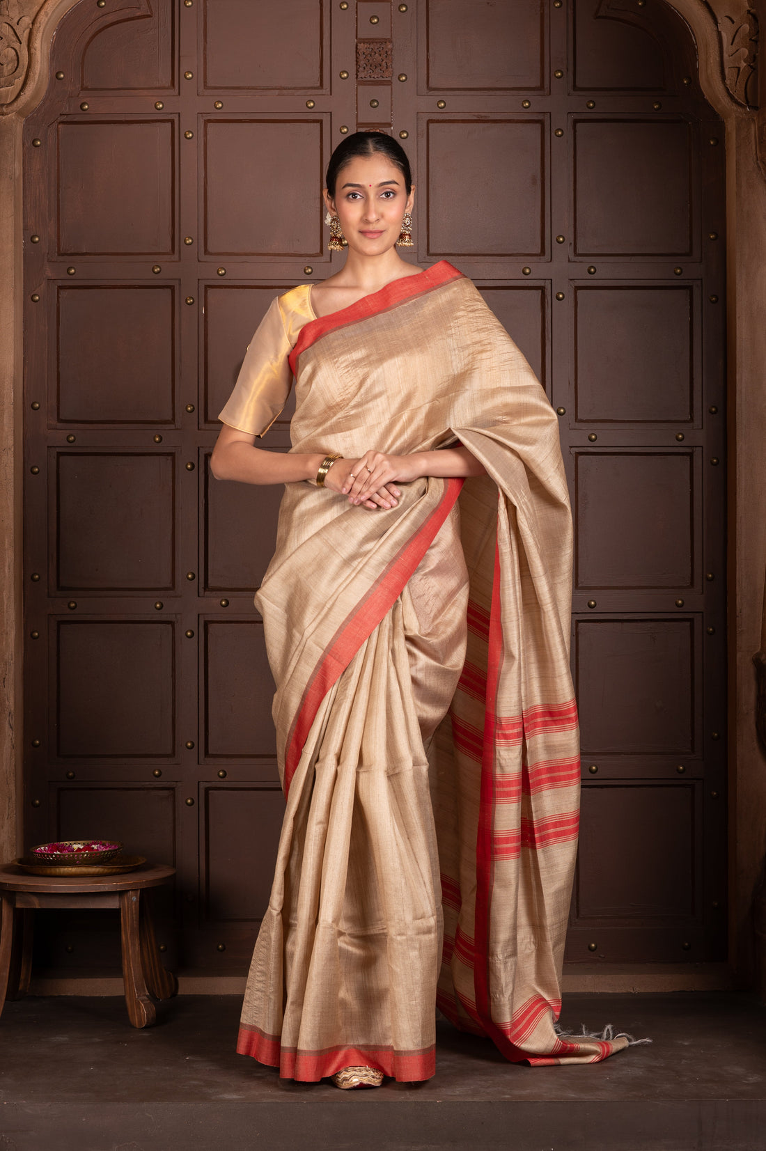 BEIGE HANDWOVEN TUSSAR SILK SAREE
