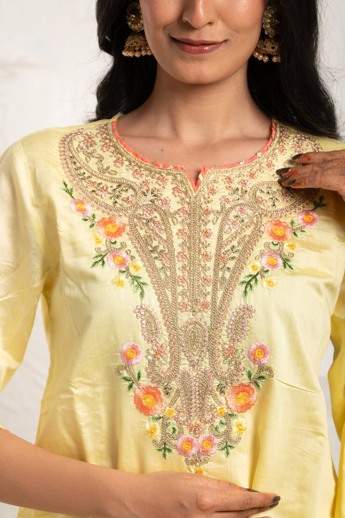 Kashida embroidered Yellow suit set