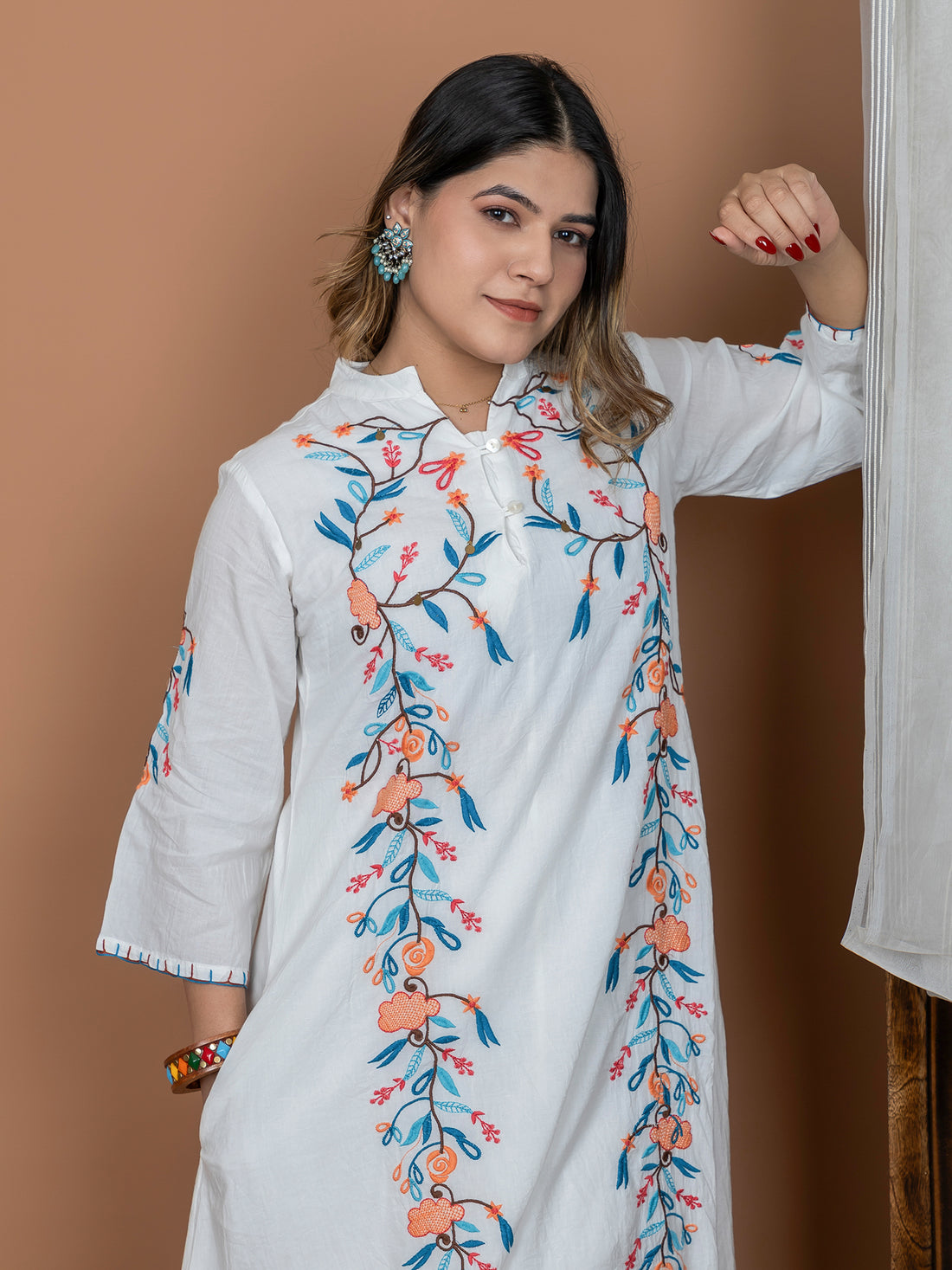 White Embroidered Cotton Kurta Set